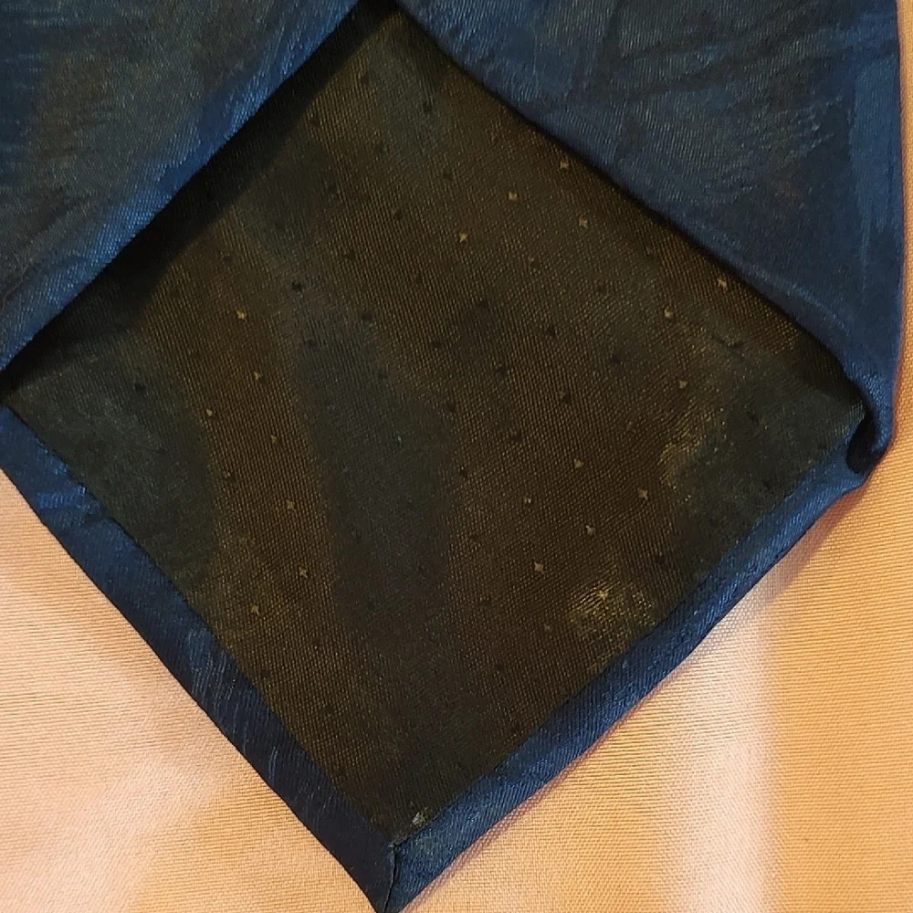 Mickey Mouse POW CLOCK Tie Circa 1990s